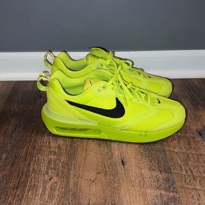 Womens NIKE Sneakers